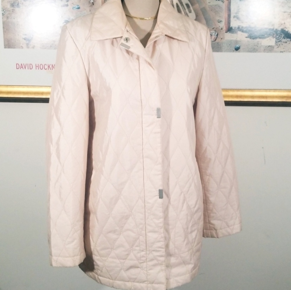 Jessica blush pink zippered quilt jacket. Size M